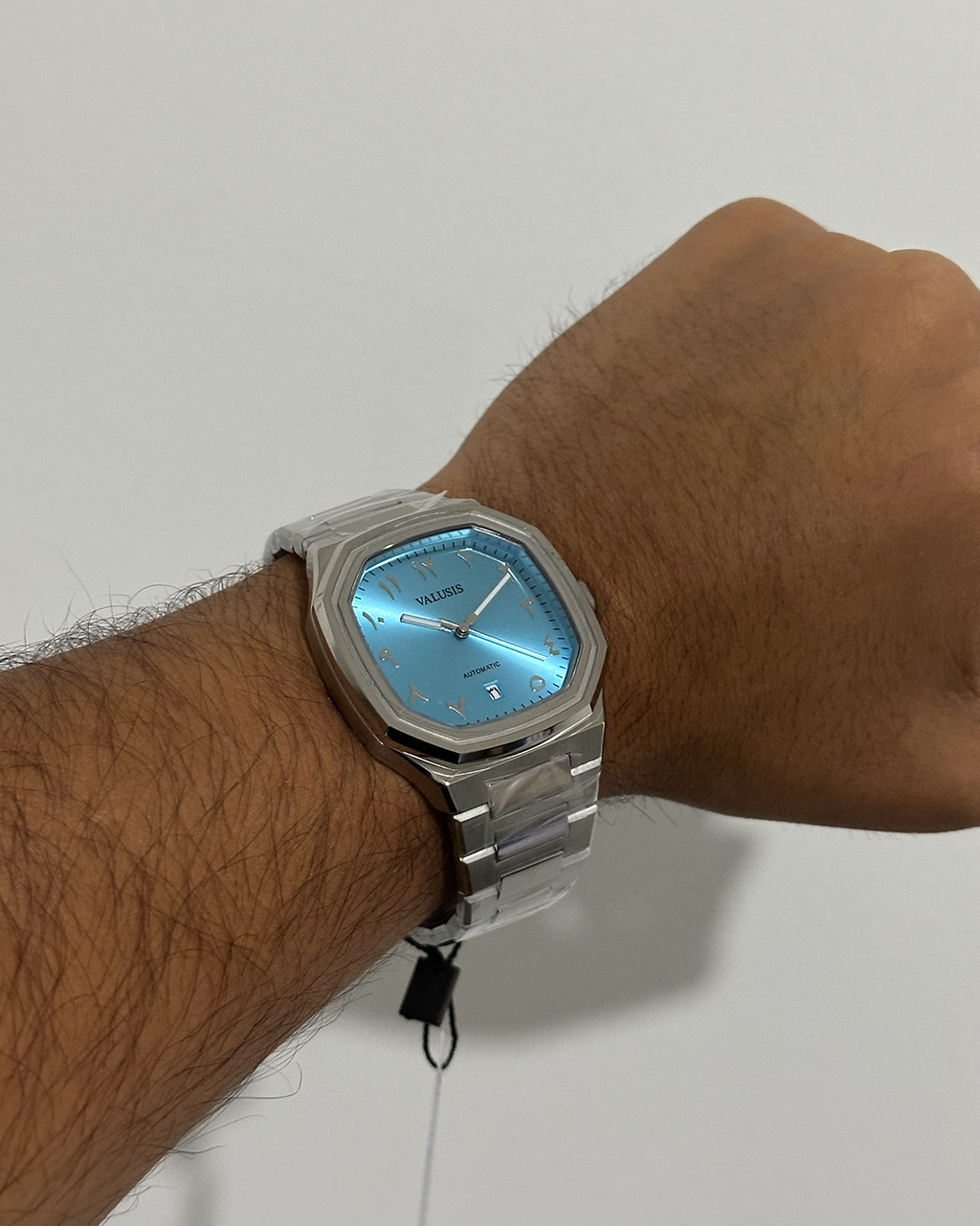 VOLT TURQUOISE ARABIC